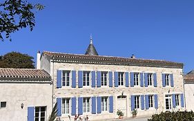 Domaine de Lanis - Chambres d'hôtes avec parc et piscine
